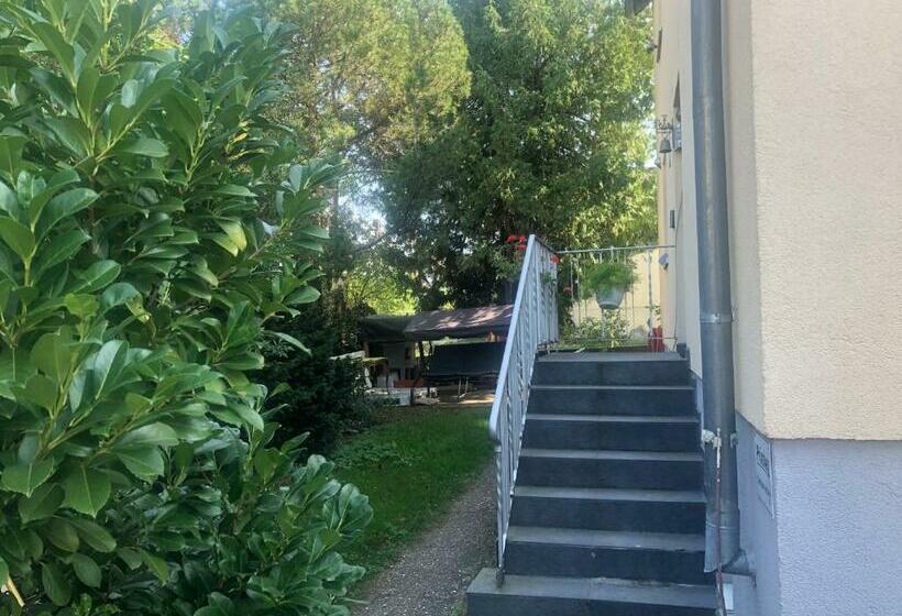 펜션 Haus Mit Herz Und Garten