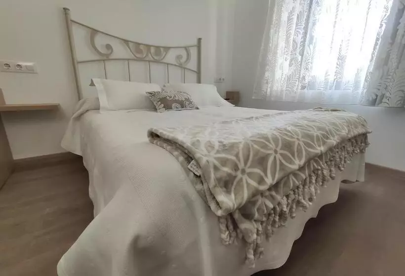 Majatalo Hostal óleo Auto Check In