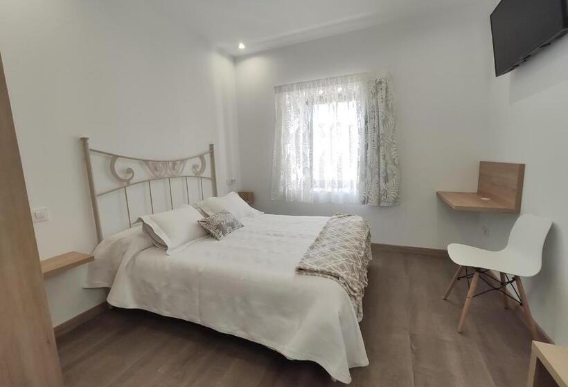 پانسیون Hostal óleo Auto Check In