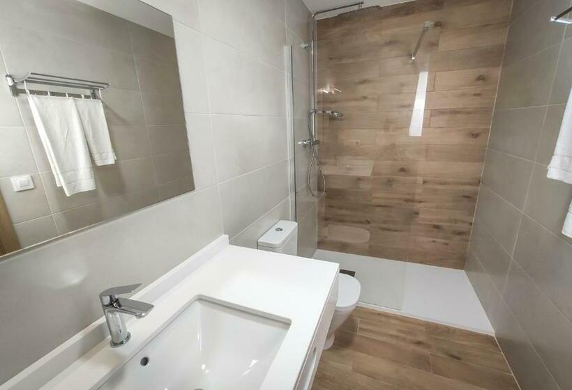 پانسیون Hostal óleo Auto Check In