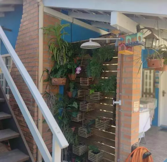 ペンション Pousadinha E Residencial Sto Antônio   Praia De Bombas/bombinhas Sc