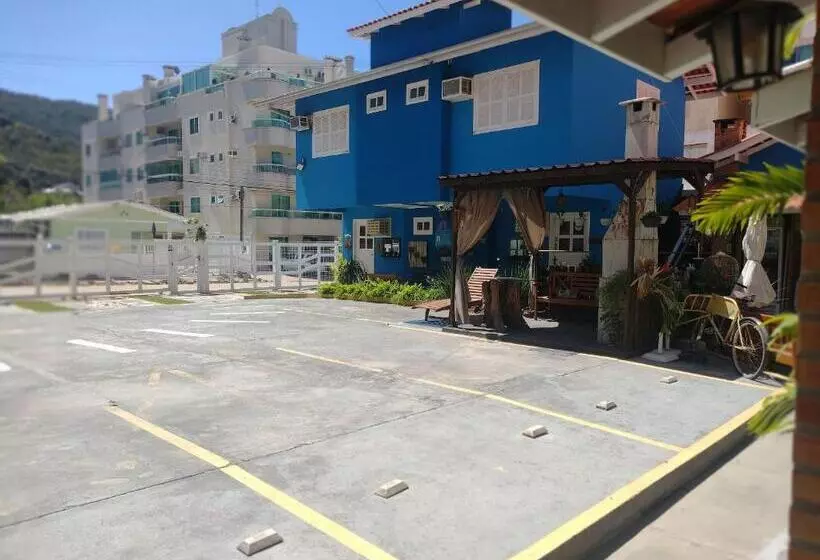 ペンション Pousadinha E Residencial Sto Antônio   Praia De Bombas/bombinhas Sc