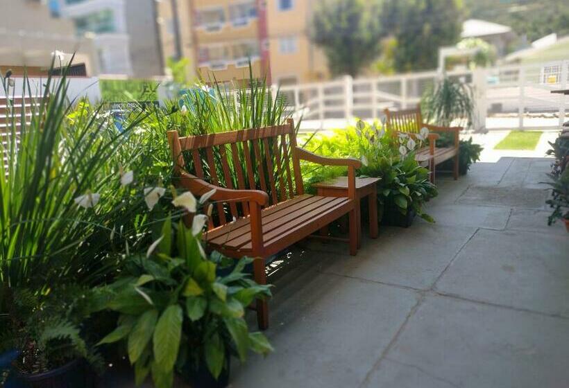 پانسیون Pousadinha E Residencial Sto Antônio   Praia De Bombas/bombinhas Sc