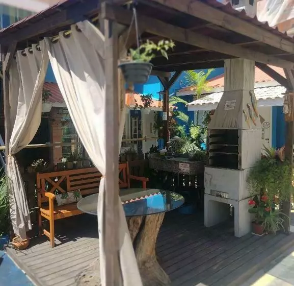 ペンション Pousadinha E Residencial Sto Antônio   Praia De Bombas/bombinhas Sc