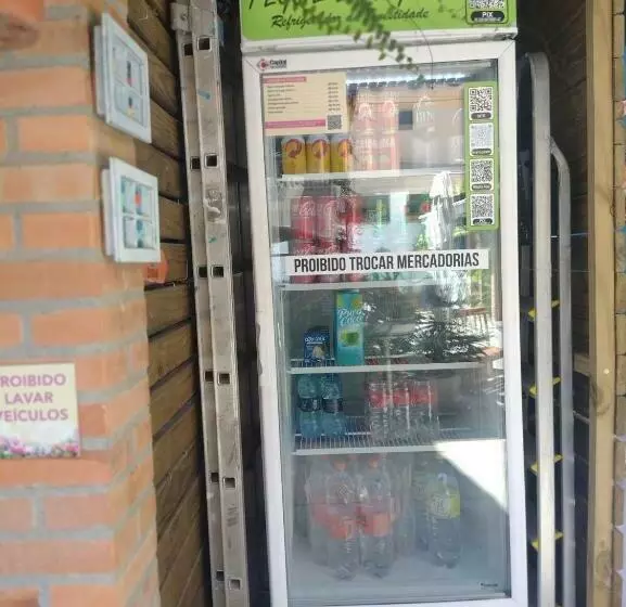 ペンション Pousadinha E Residencial Sto Antônio   Praia De Bombas/bombinhas Sc