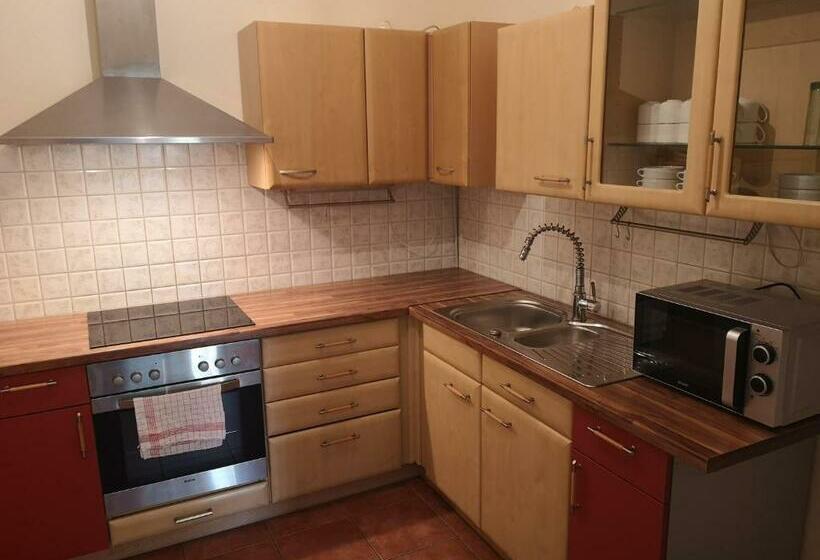 بنسيون Sleepcheaper