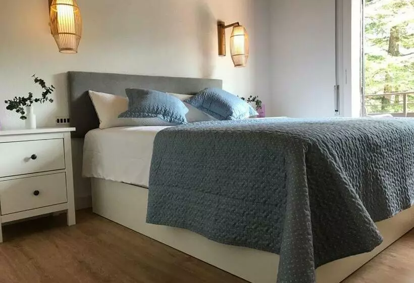 Aamiaismajoitus (B&B) Els Avets De La Muga