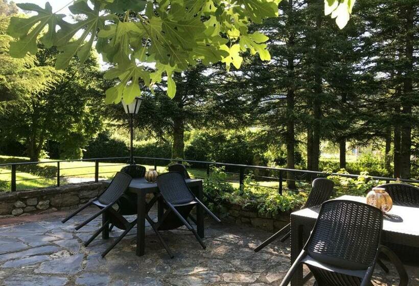 Bed and Breakfast Els Avets De La Muga