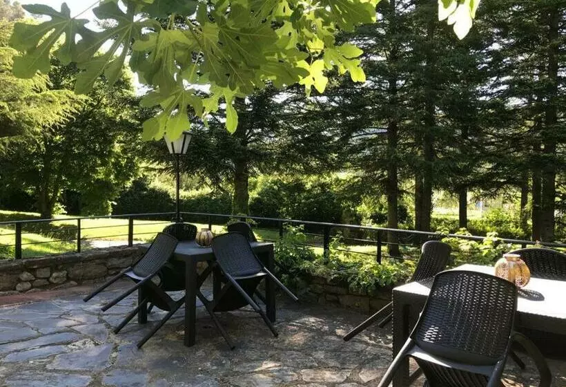 Aamiaismajoitus (B&B) Els Avets De La Muga