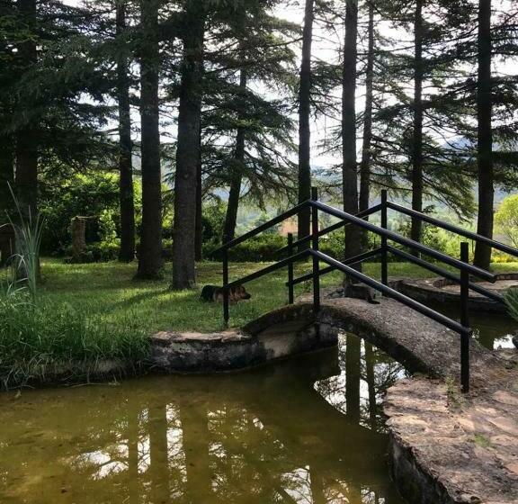 Bed and Breakfast Els Avets De La Muga