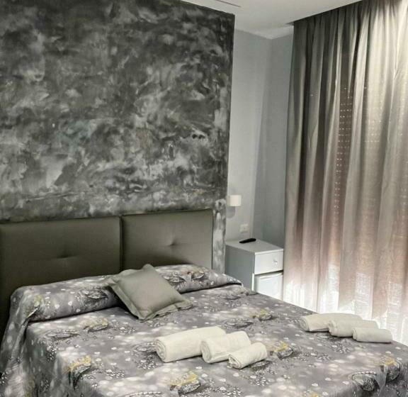 تختخواب و صبحانه La Nuova Hera