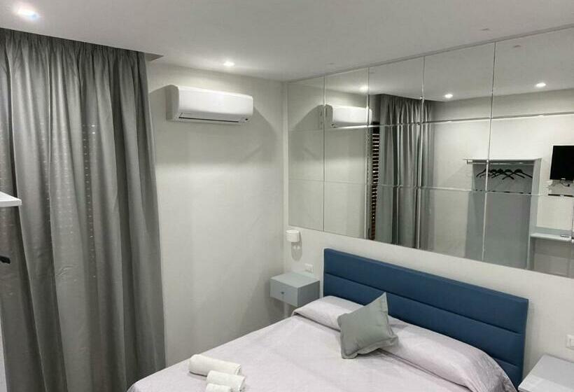 تختخواب و صبحانه La Nuova Hera