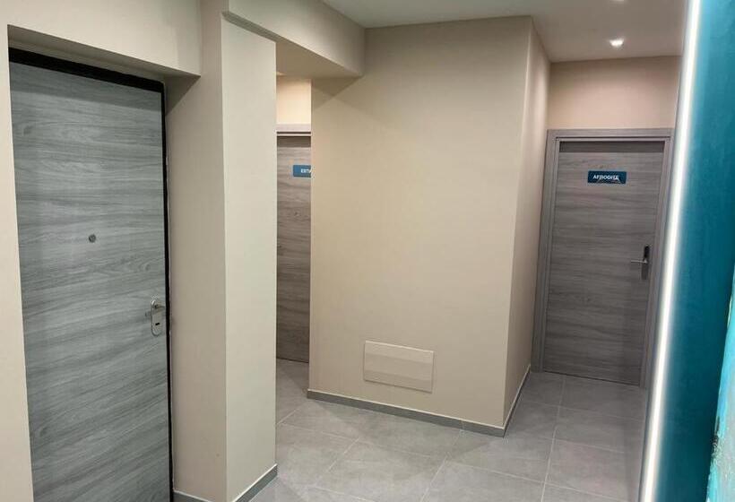 تختخواب و صبحانه La Nuova Hera