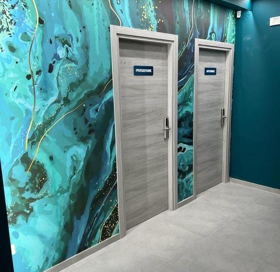 تختخواب و صبحانه La Nuova Hera