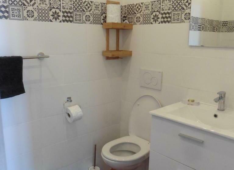 تختخواب و صبحانه Villa Zola