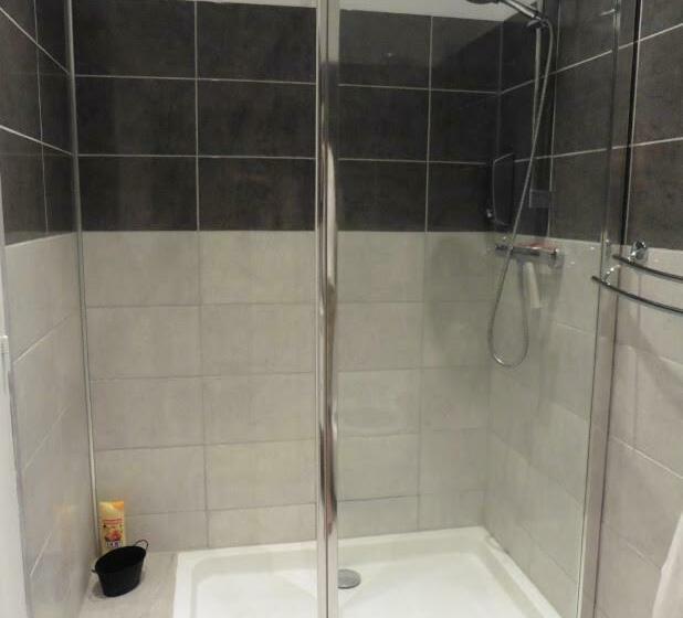 تختخواب و صبحانه Villa Zola