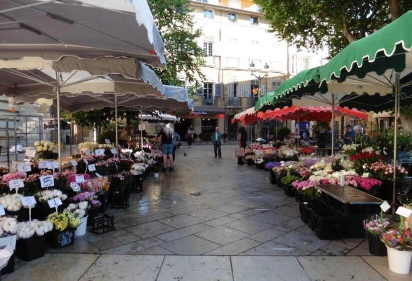 تختخواب و صبحانه Villa Zola