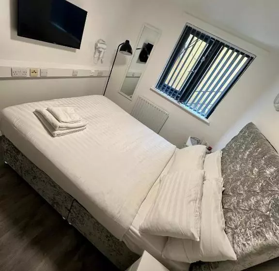 カプセルホテル Accommodation Bradford