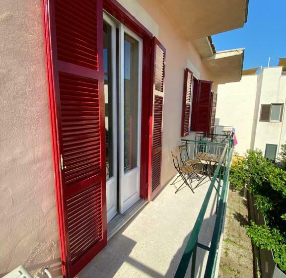 تختخواب و صبحانه Happy Days Terracina