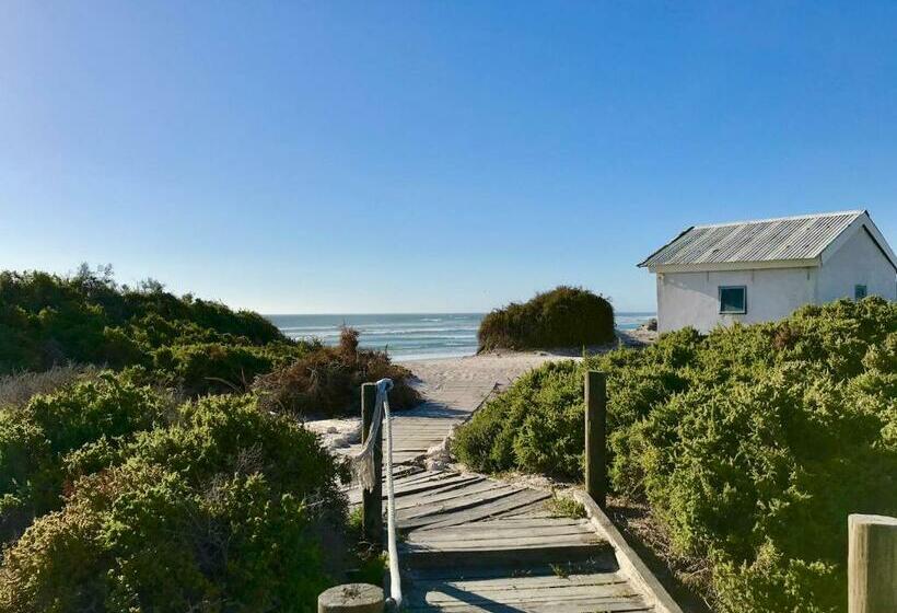 צימר Strandkombuis