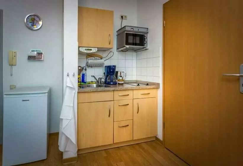 H&h Studio Apartment Im Stadtteil Ostseeviertel Jedes Apartment Mit Küchenzeilen   Fahrstuhl Und 24h
