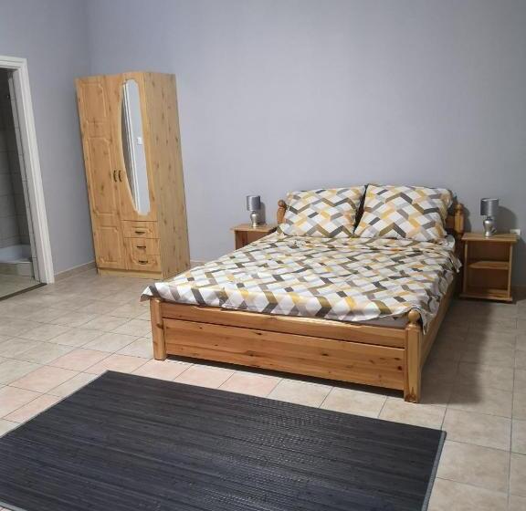 Pension Amina Apartman