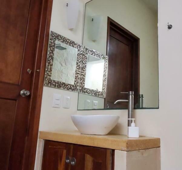 Пансион Layla Guesthouse