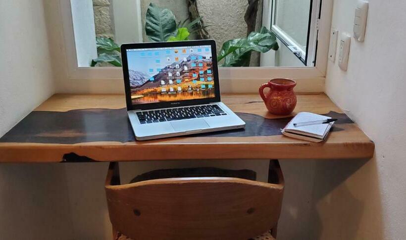 Пансион Layla Guesthouse