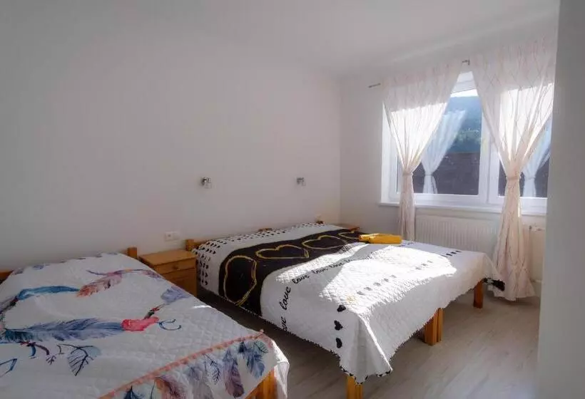 Villa Zarra