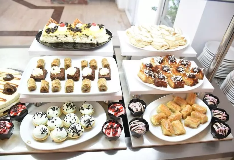 California Beach Hotel Adults Only