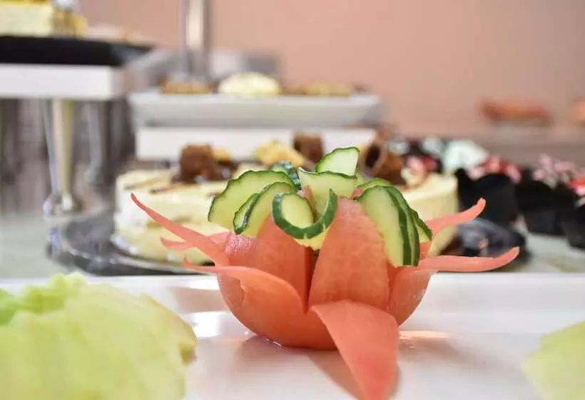 California Beach Hotel Adults Only