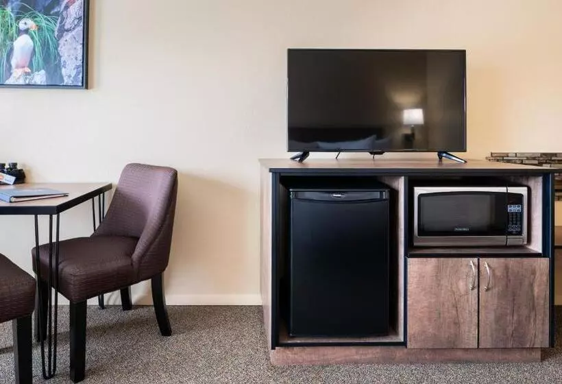 Harbor 360 Hotel Seward