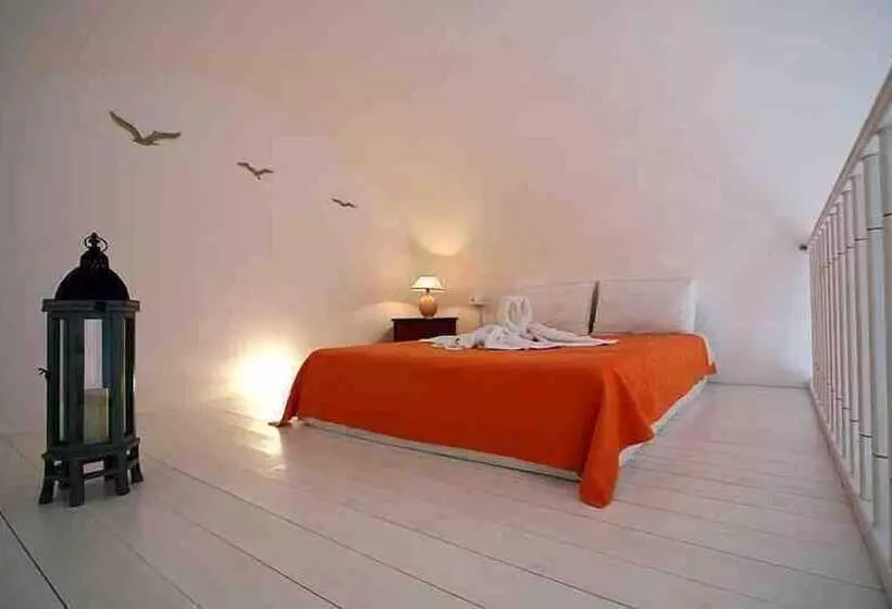 هتل Abyssanto Villa