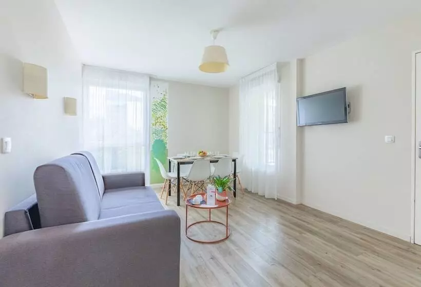 Hotel Appart’city Confort Tours