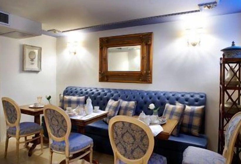 호텔 Arhontiko Pepos