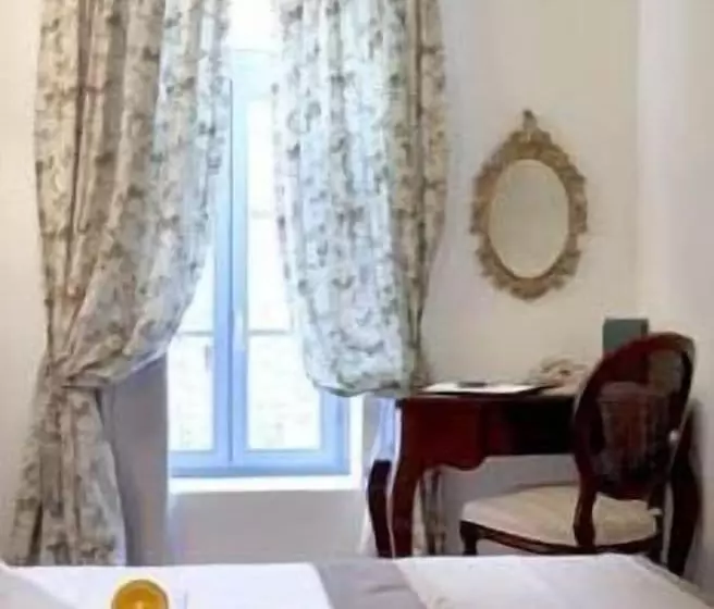 فندق Arhontiko Pepos