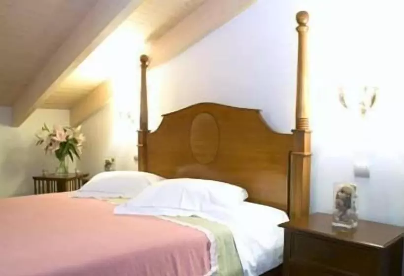 فندق Arhontiko Pepos