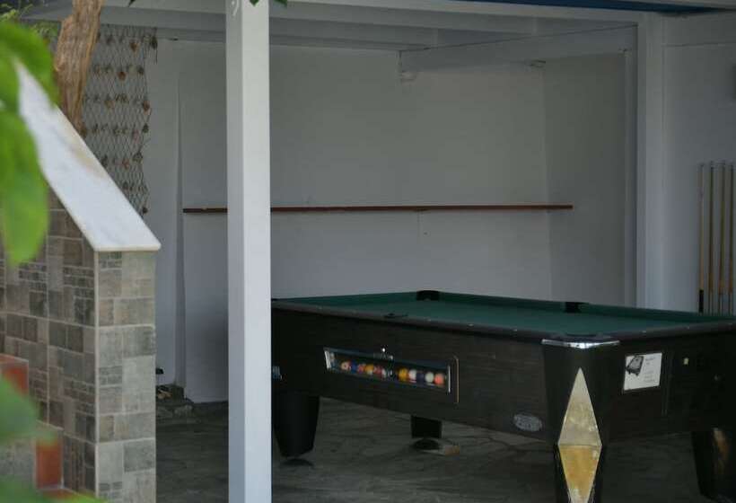 فندق Belvedere Village