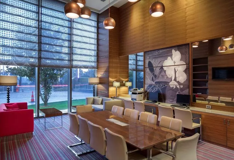Hotel Hampton By Hilton Bursa