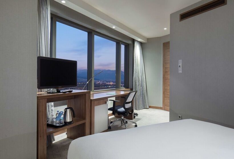 هتل Hampton By Hilton Bursa