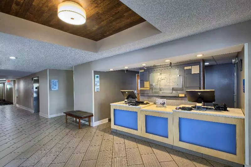 Holiday Inn Express Hotel & Suites Raleigh North Wake Forest, An Ihg