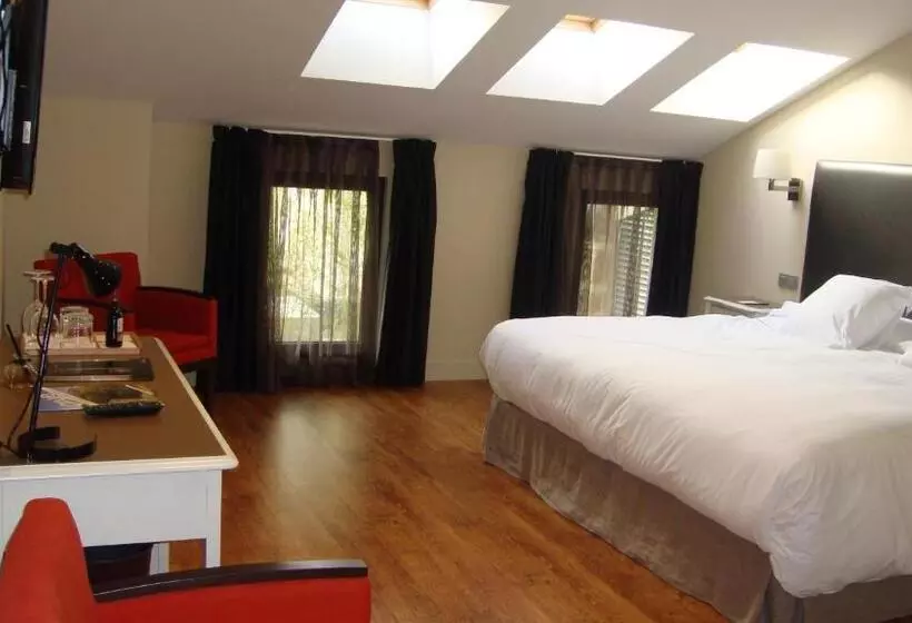 בית מלון כפרי Komentu Maitea