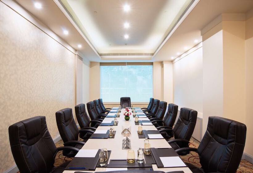 فندق Radisson Blu Bengaluru Outer Ring Road