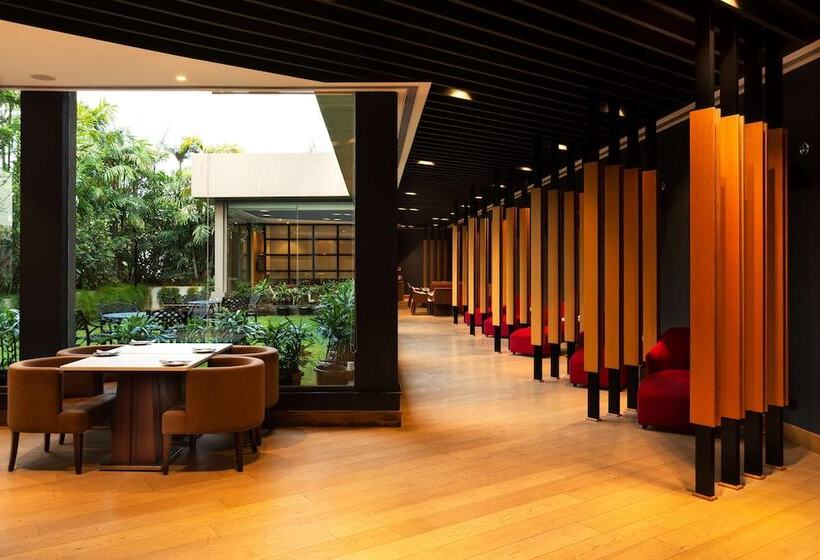 فندق Radisson Blu Bengaluru Outer Ring Road