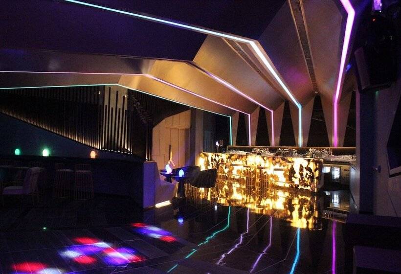 فندق Radisson Blu Bengaluru Outer Ring Road