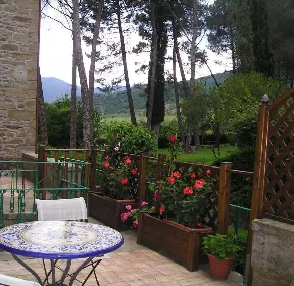 هتل روستایی Il Maggese