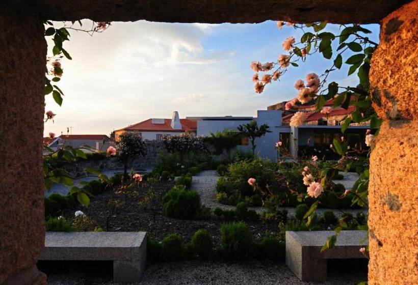 Inatel Linhares Da Beira Hotel Rural