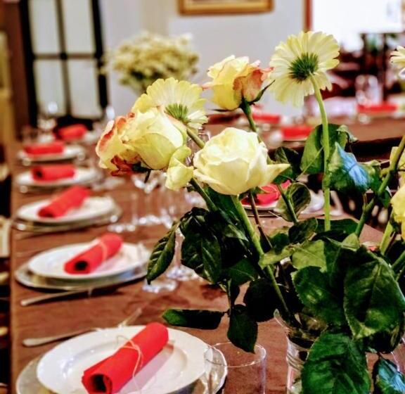 فندق S´hostal D´esporles