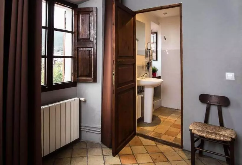 ホテル S´hostal D´esporles