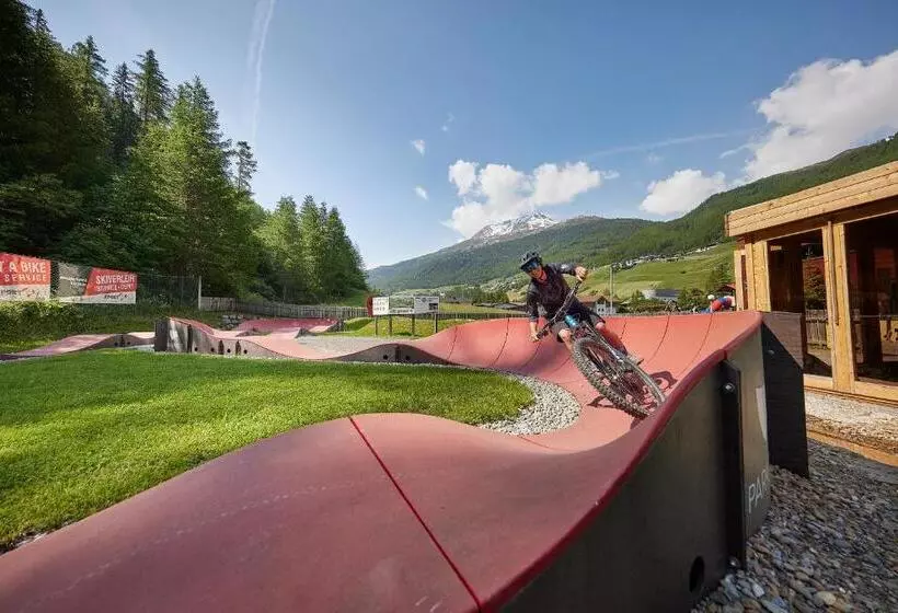 Отель Sunny Sölden